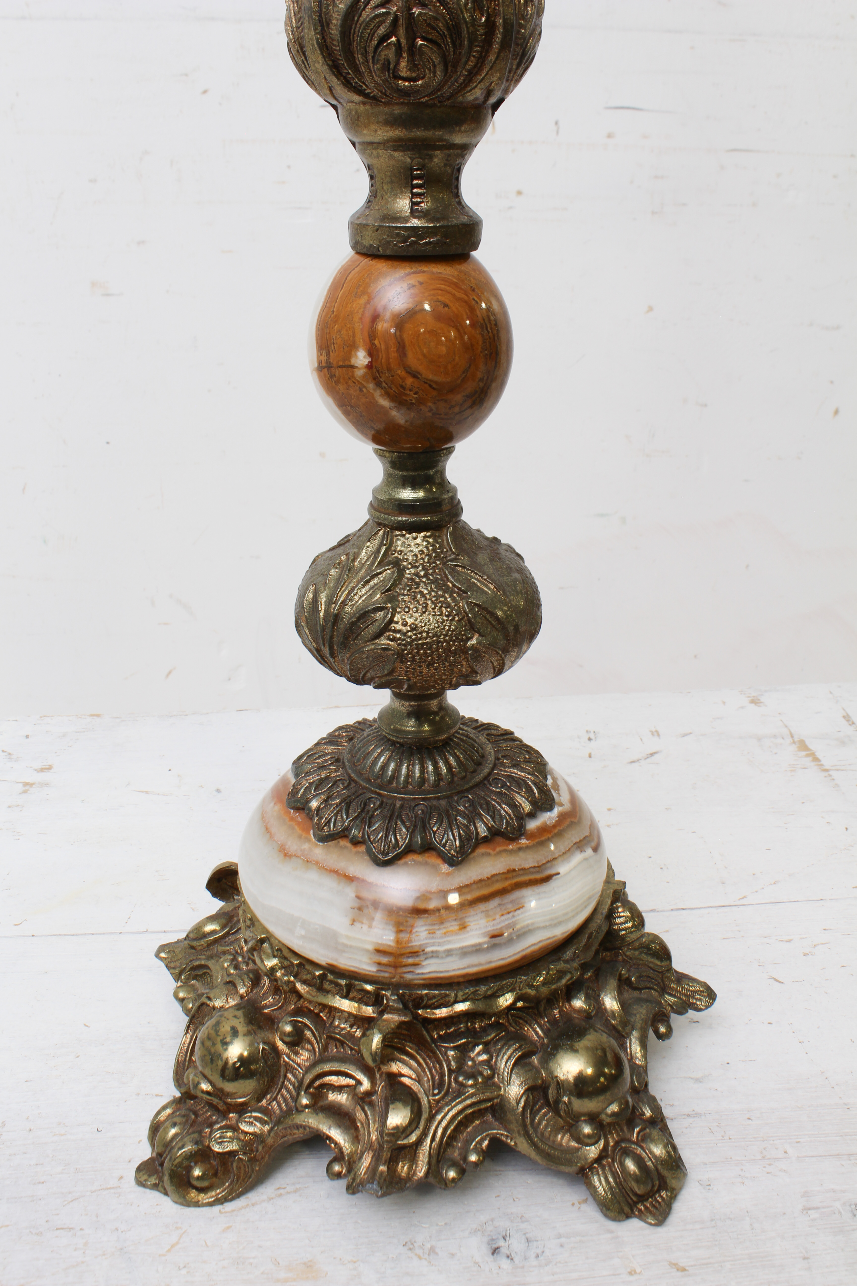 Two antique-style table lamps - one in the style of a Victorian glass and gilt-metal oil lamp, - Image 5 of 10