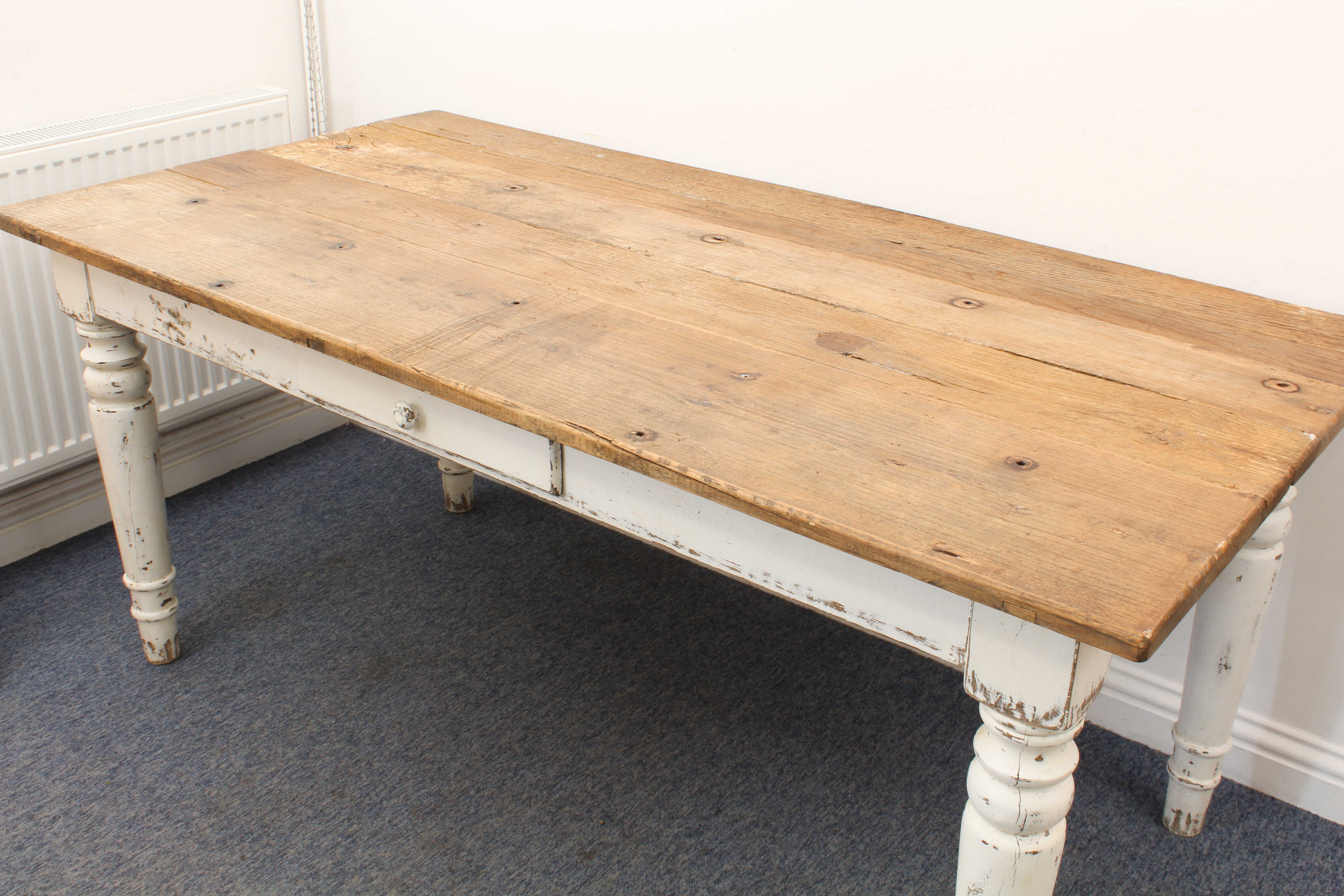 An oak farmhouse kitchen dining table in 19th century style - the rustic, planked top raised on an - Image 3 of 7