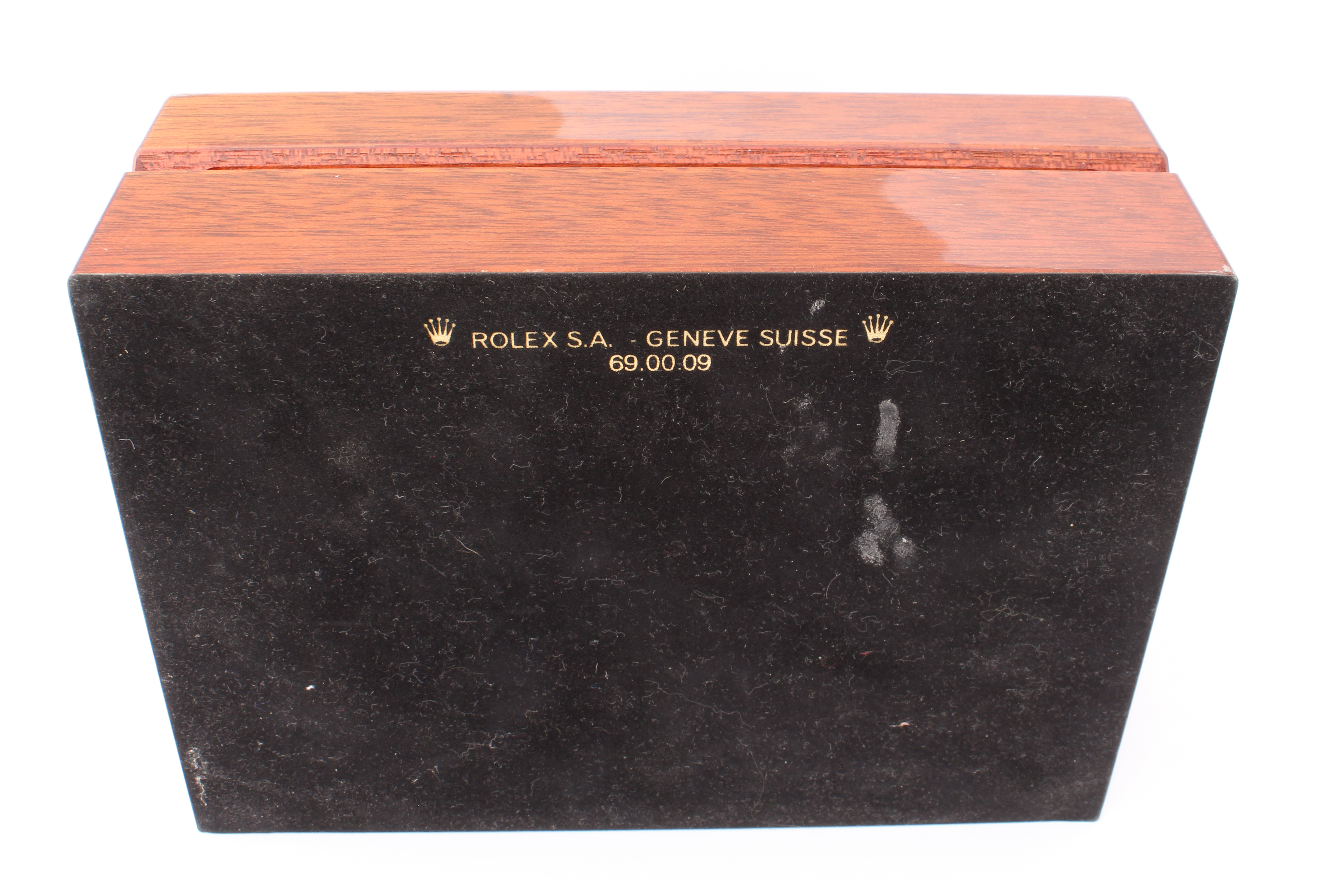 A Rolex brass inlaid wooden watch box - with brushed gilt -etal 'Rolex' plaque inside lid, green - Bild 5 aus 5