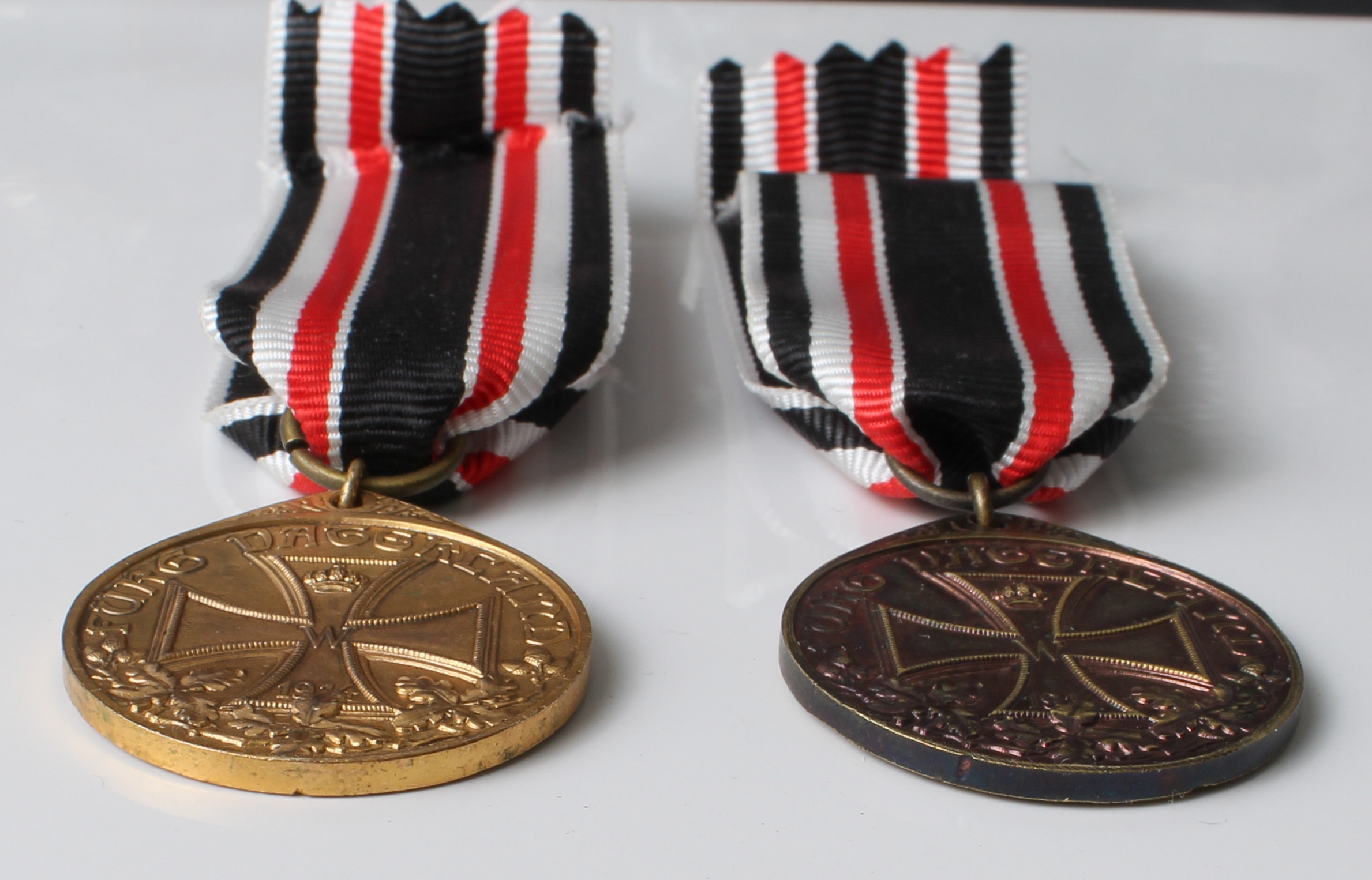 Two German World War Honorary Memorial Medals (Weimar Republic, German Legion of Honour) - one - Bild 3 aus 3