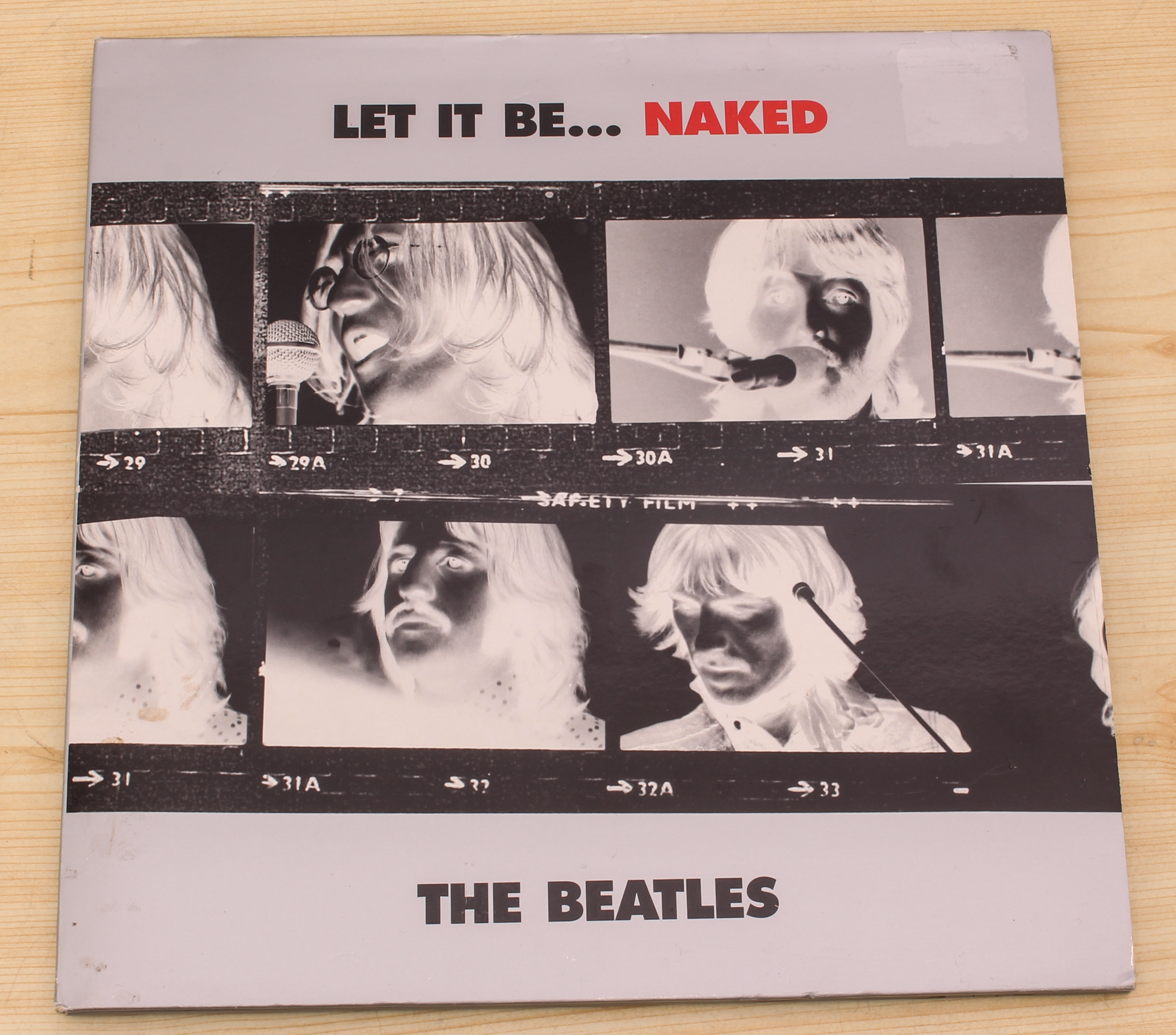 The Beatles - Let It Be ... Naked (Original UK 2003 album including limited edition 7" single and - Image 2 of 3