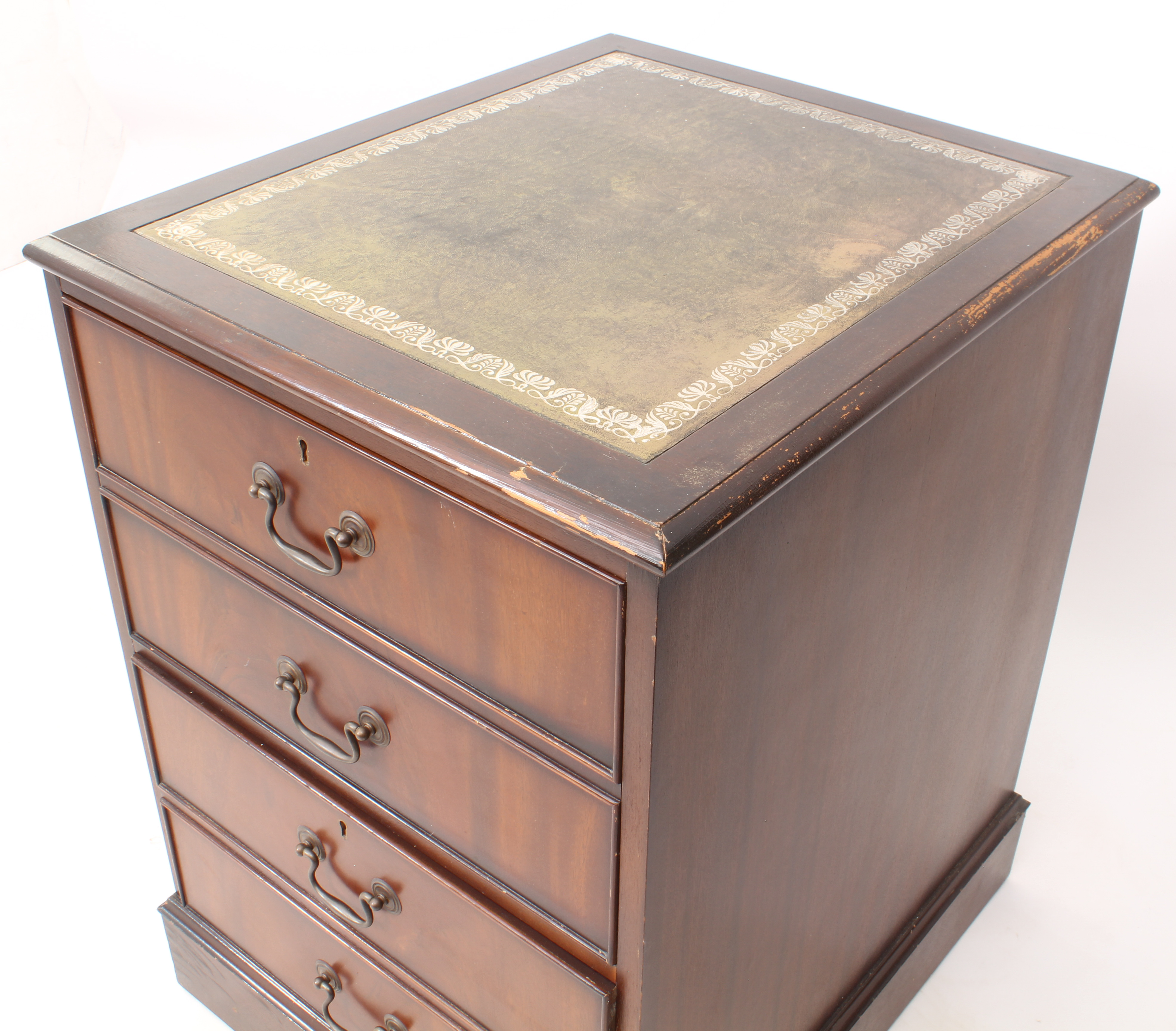 A closely matched pair of reproduction Georgian-style mahogany two-drawer filing cabinets - the - Image 5 of 5