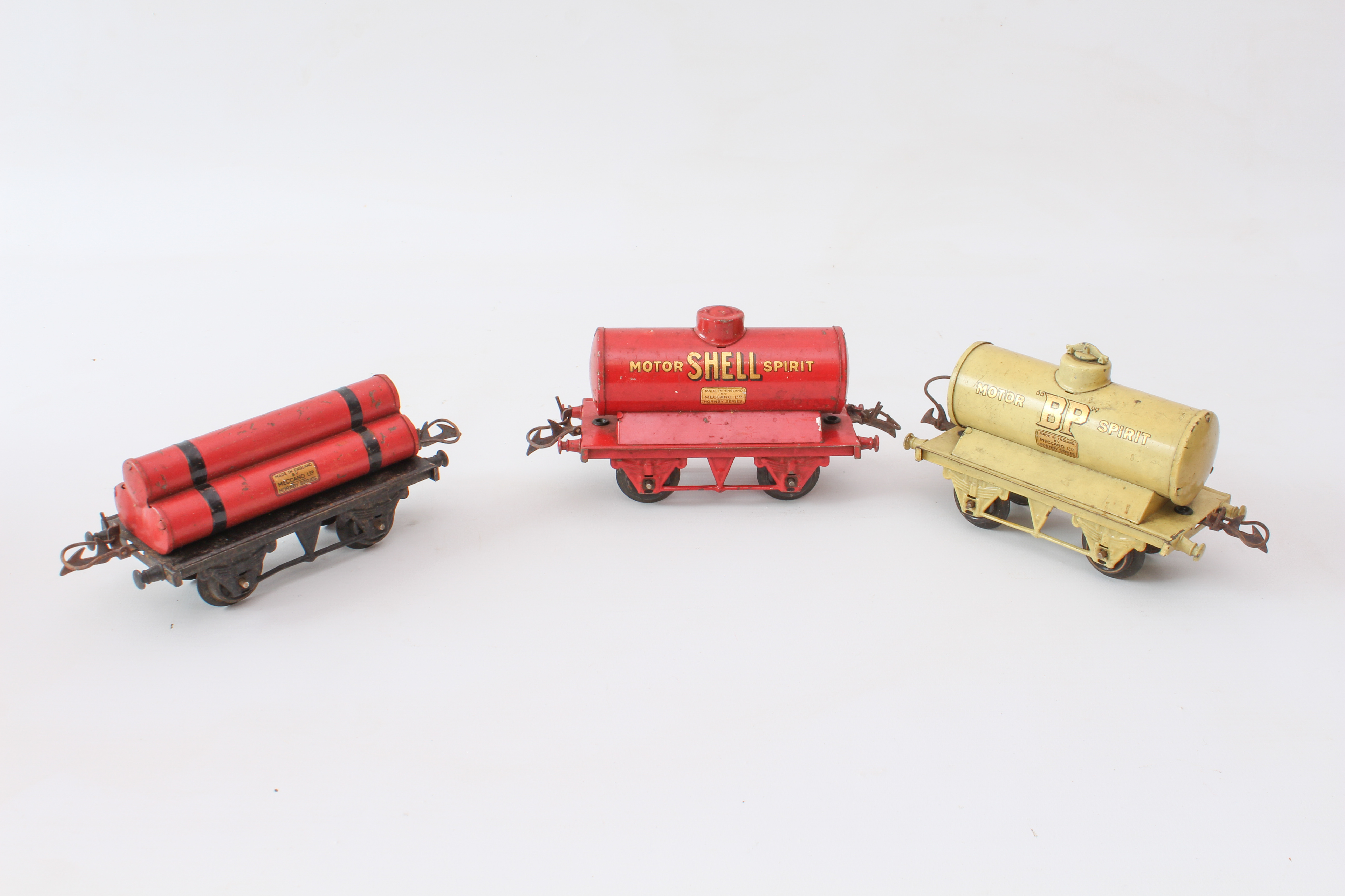 A quantity of early 20th century Hornby and Meccano train rolling stock including Track Shell - Bild 4 aus 5