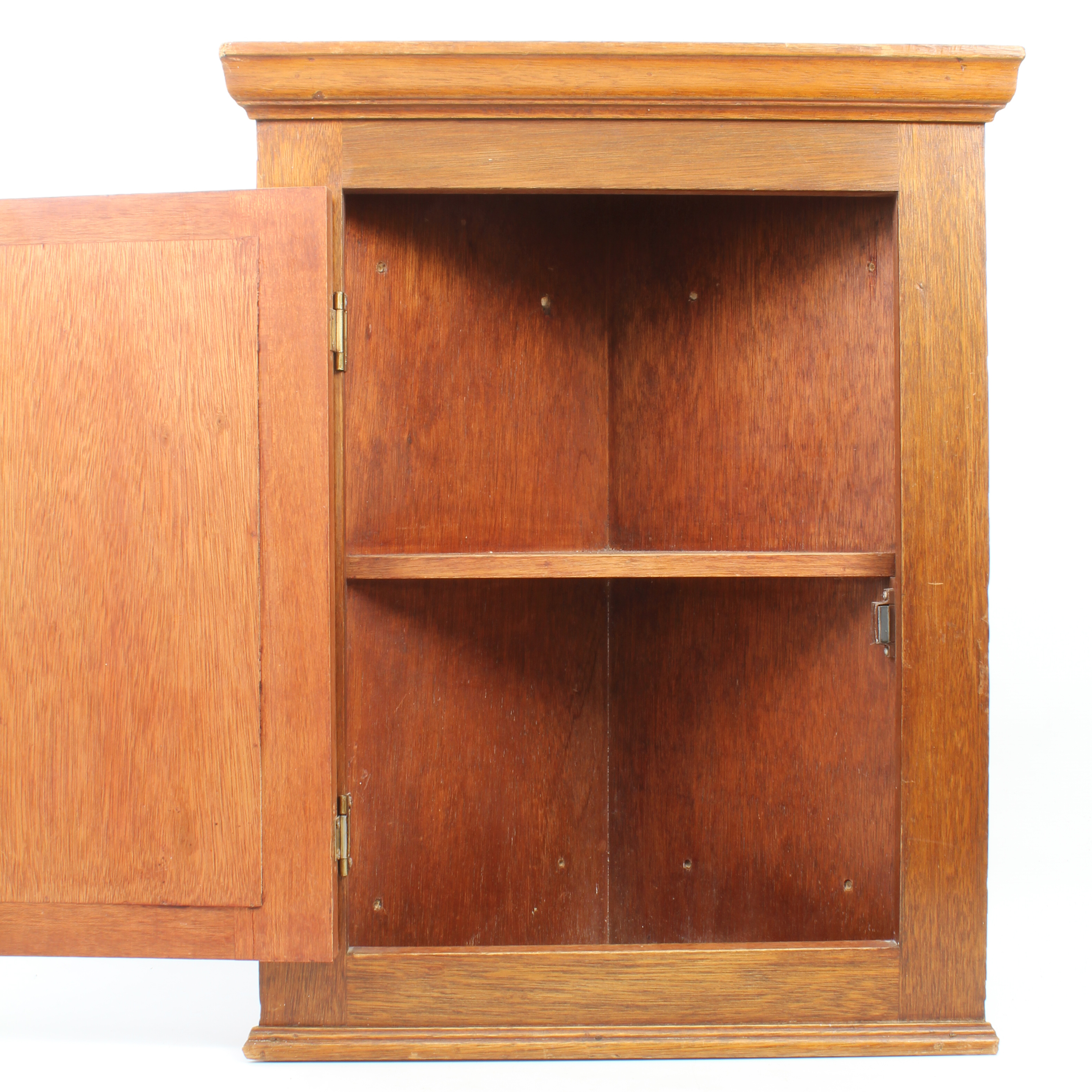 A small mahogany hanging corner cupboard - 2nd half 20th century, with bevelled mirrored door and - Image 2 of 2