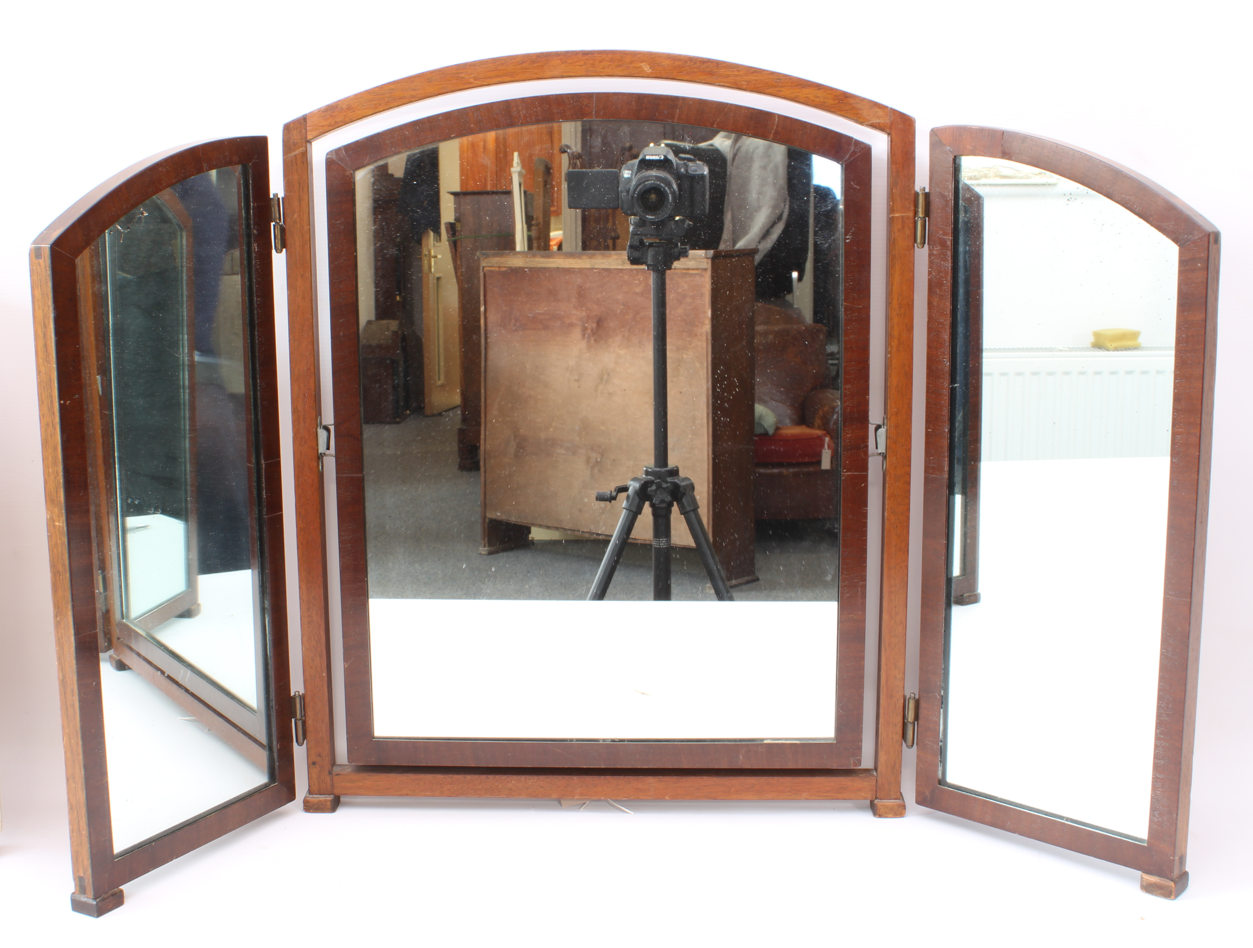 Two mid-century triple-fold dressing table mirrors - one mahogany, 57.5 cm high, 89.5 cm wide; the - Image 3 of 4