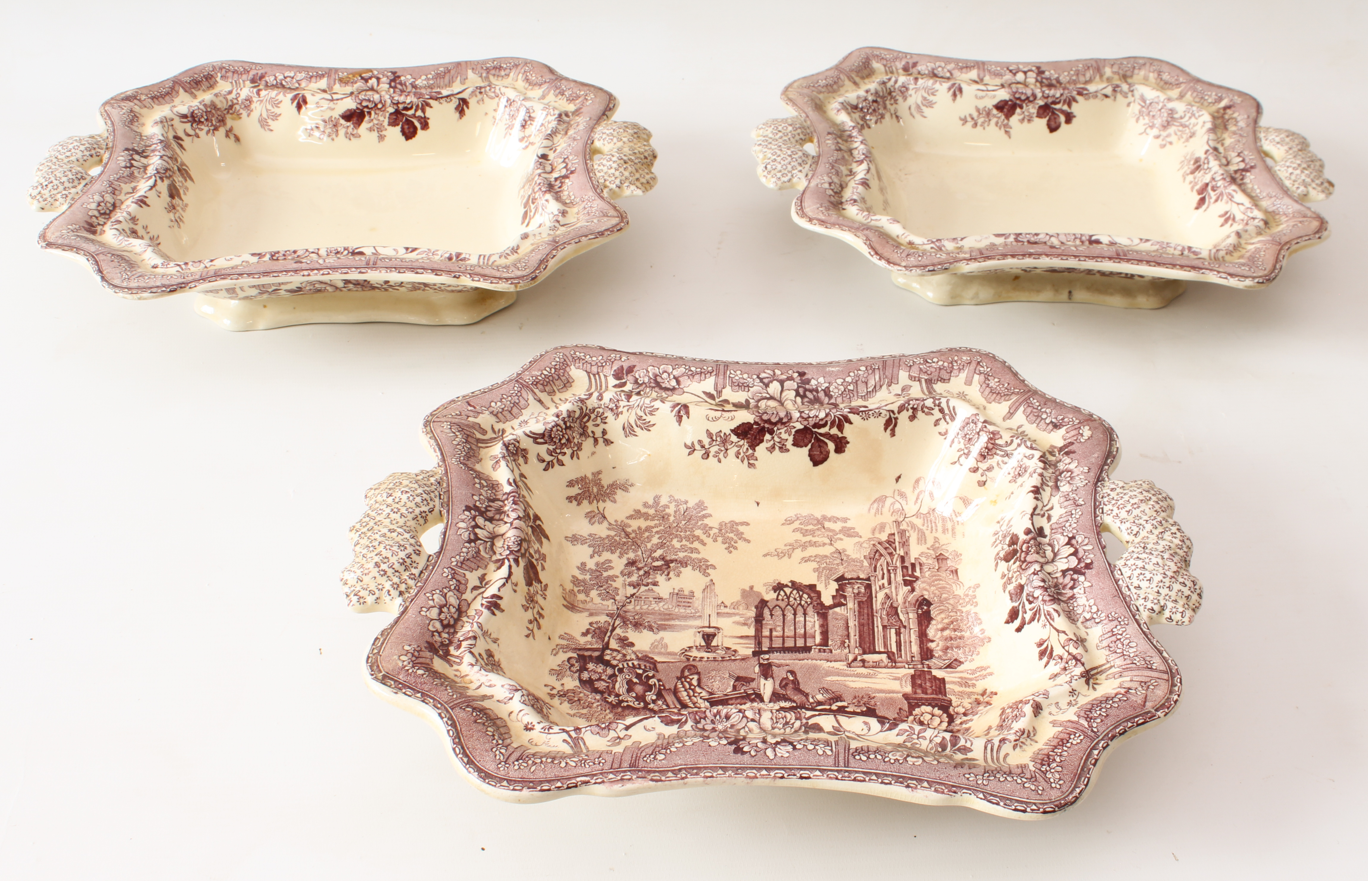 A Masons Patent Ironstone part dinner service - early 20th century, transfer decorated in dark red - Image 5 of 5