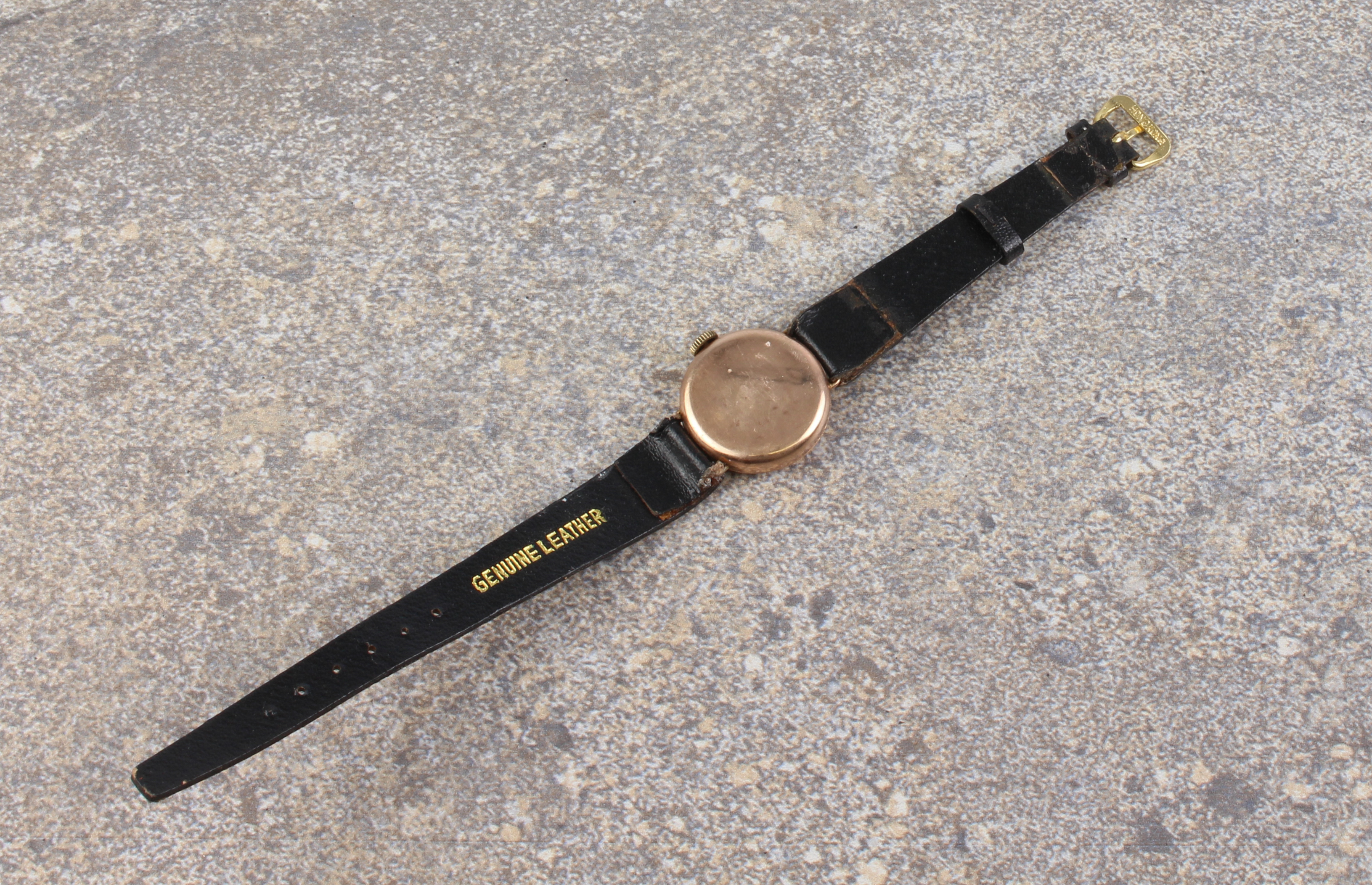 A ladies 9ct rose gold watch, in working order. - Image 3 of 3