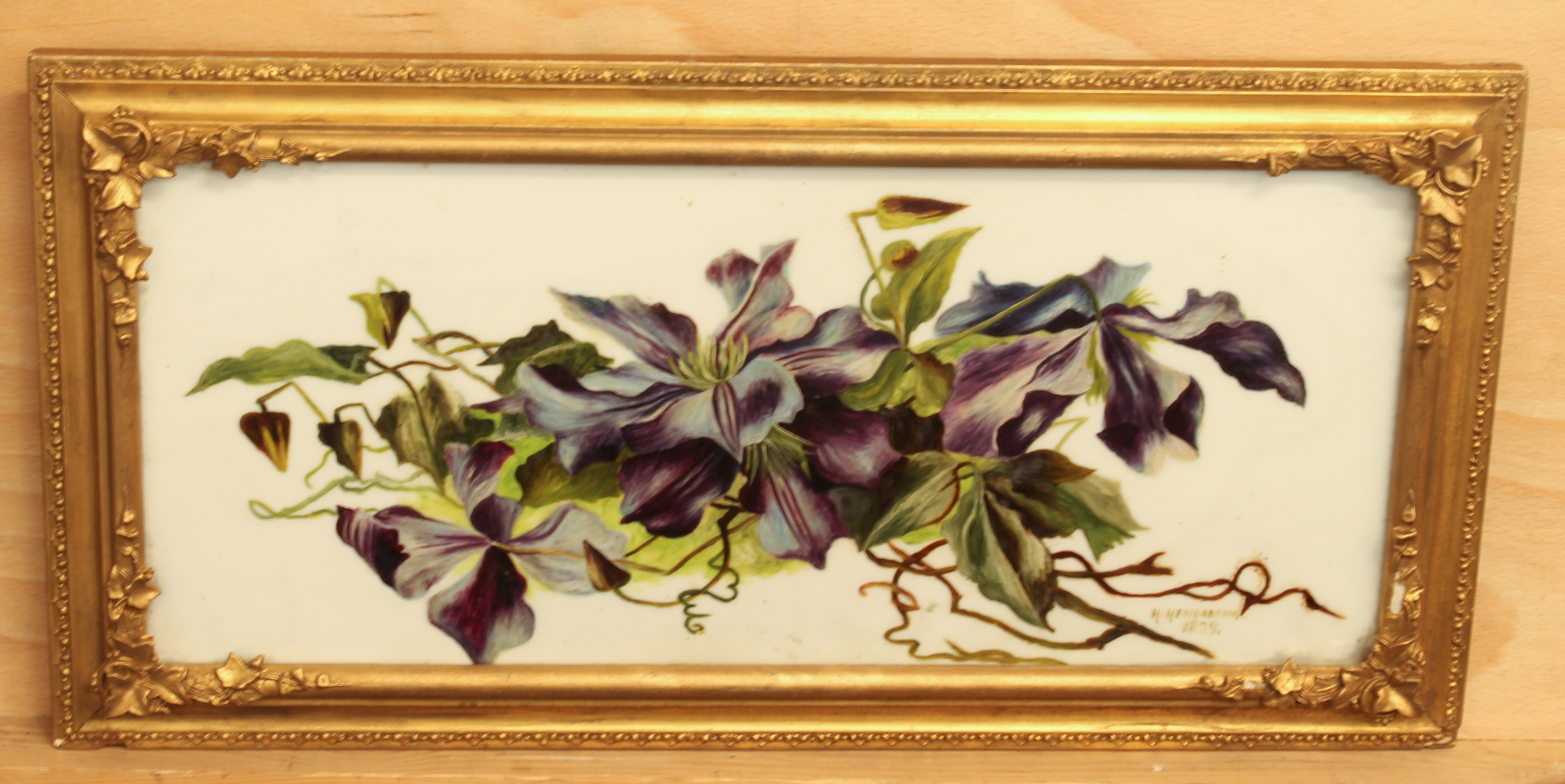 H. Henderson (British, late 19th century) Still life of clematis flowers oil on white glass, - Bild 2 aus 3