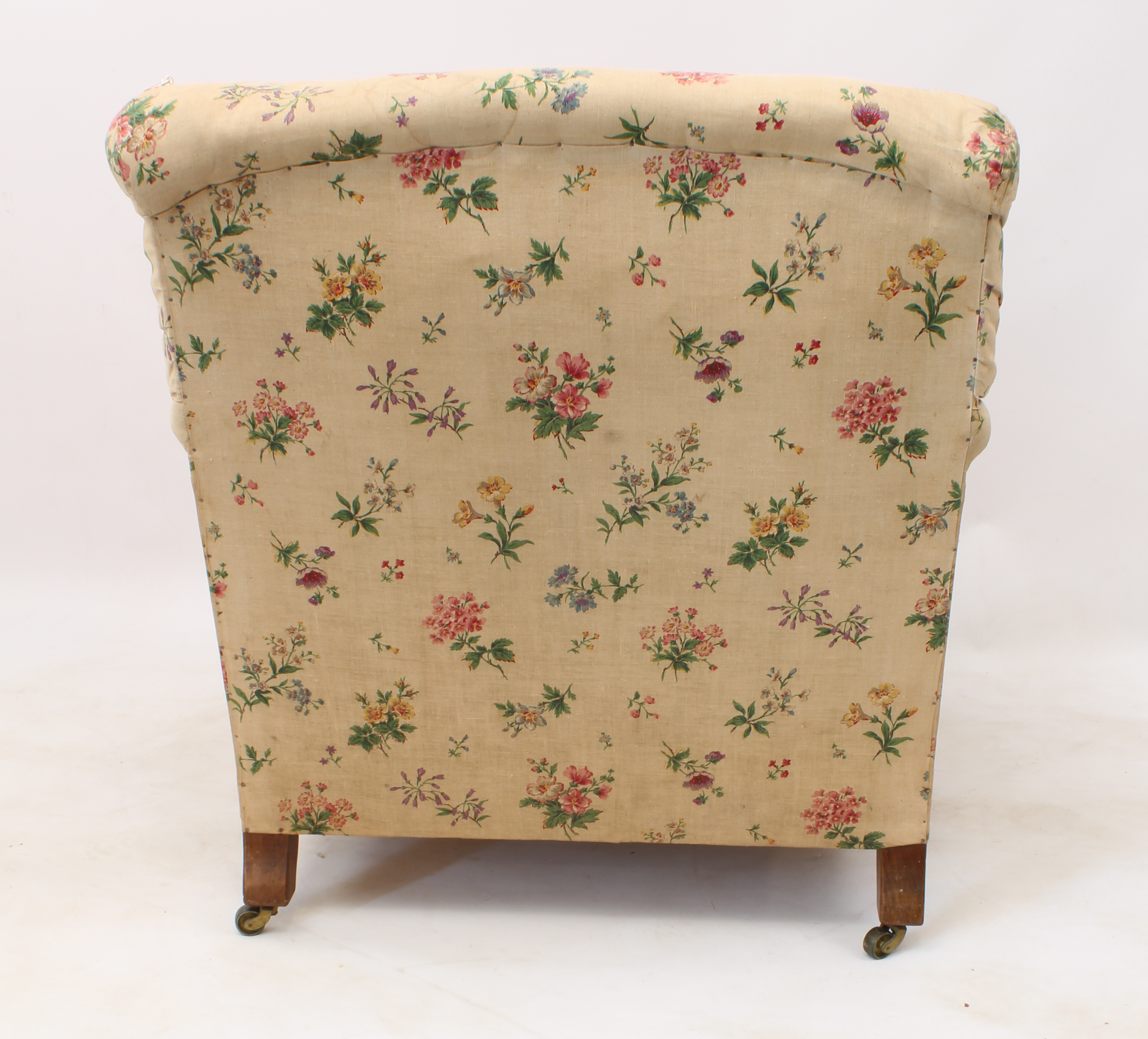 An early 20th century armchair by Howard & Sons - upholstered in early 20th century printed floral - Bild 5 aus 16