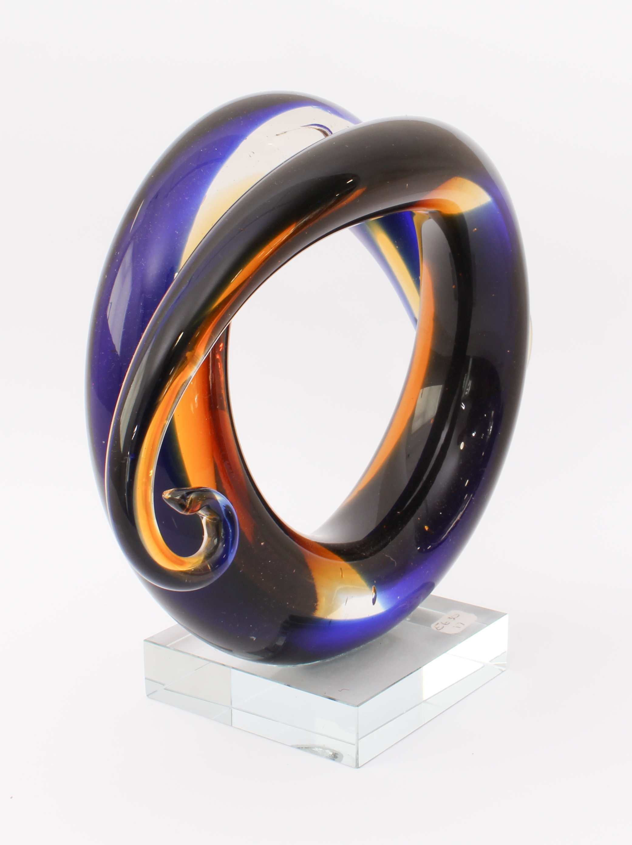 An art glass sculpture - of scrolled, spiral form, in dark-blue, amber and clear glass, each end - Image 4 of 4