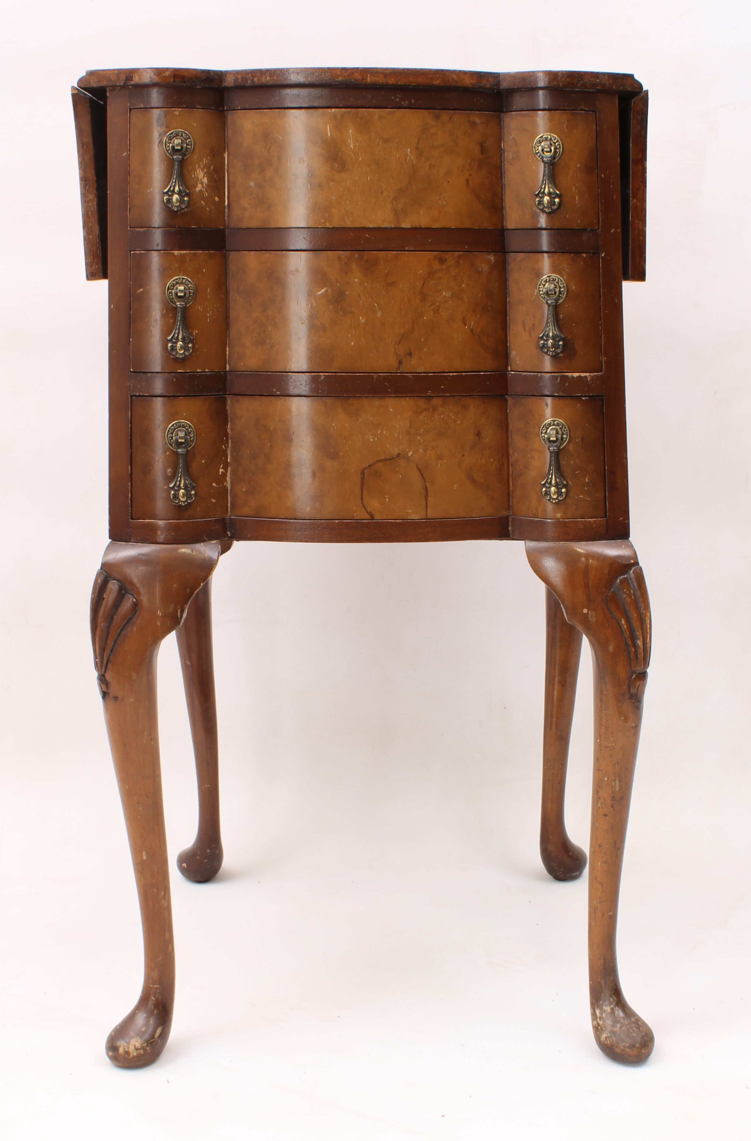 A bedside cabinet and a bedside chest: 1. Edwardian mahogany cabinet, moulded top with short upstand - Image 5 of 6