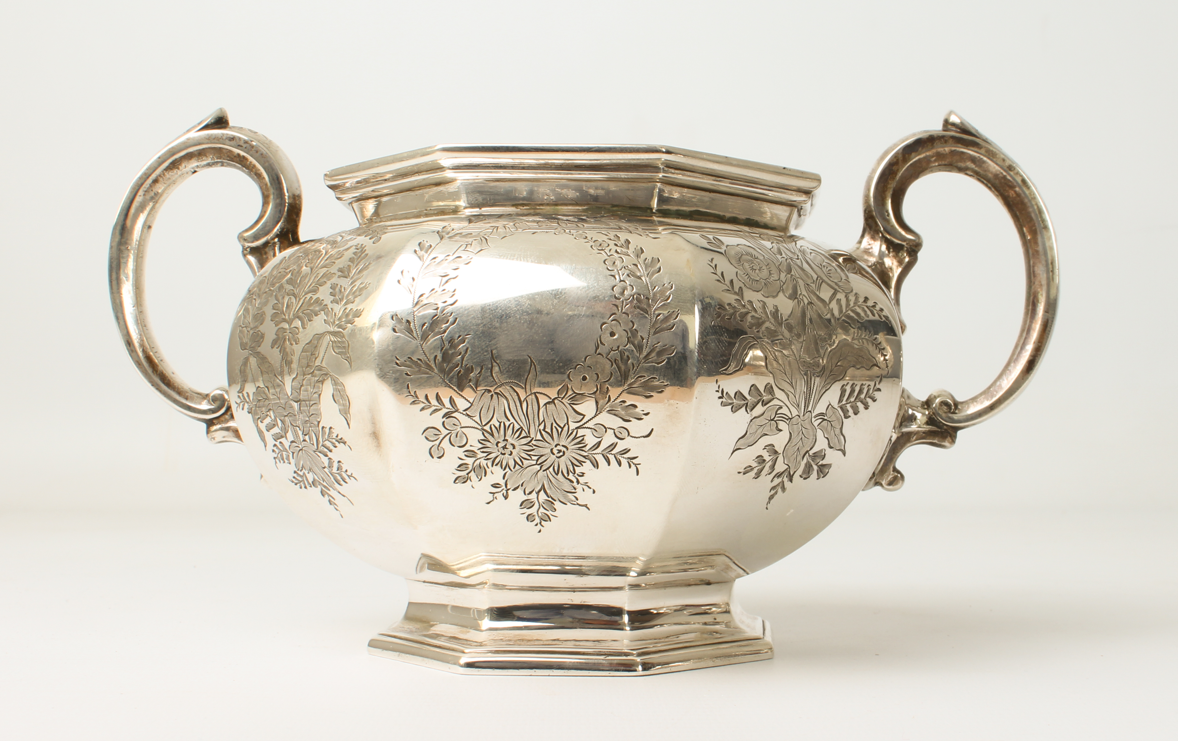 A Victorian silver four-piece tea and coffee service - Goldsmiths Alliance Ltd (Samuel Smily), - Bild 15 aus 19