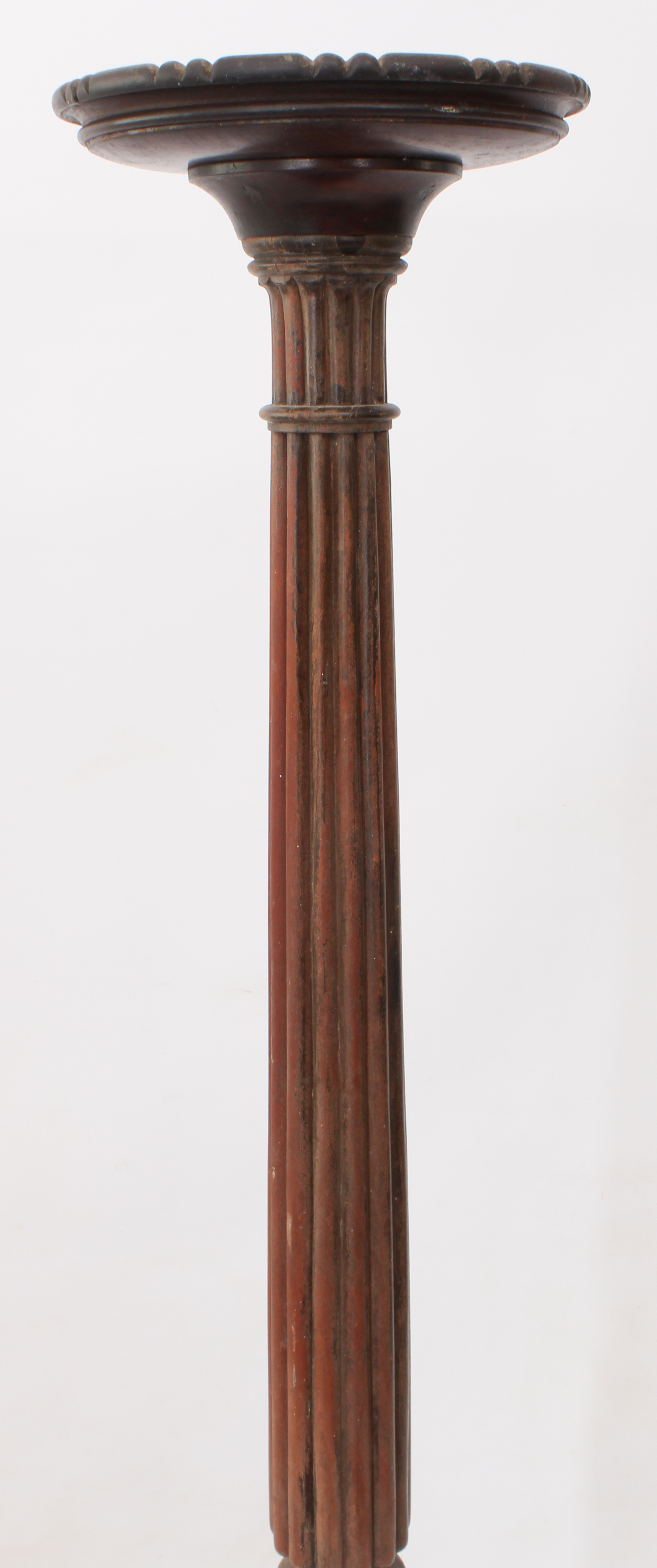 An early 20th century carved mahogany torchère - adapted from a 19th century bedpost, the dishes, - Bild 3 aus 3