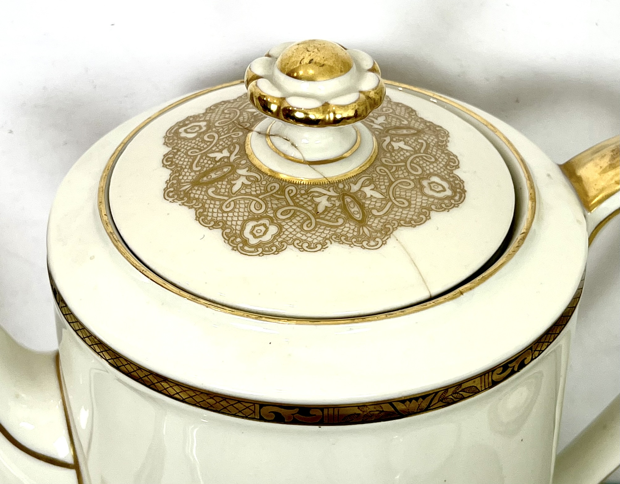 A German porcelain part-dinner service by Johann Seltmann of Bavaria - third quarter 20th century, - Image 2 of 5