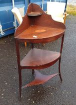 19TH CENTURY INLAID MAHOGANY CORNER WHAT-NOT ON SHAPED SUPPORTS - 103 CM TALL