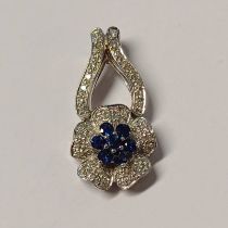 18K GOLD SAPPHIRE & DIAMOND FLORAL PENDANT - 3.