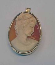 18K GOLD CAMEO BROOCH PENDANT - 2.8CM WIDE, 8.