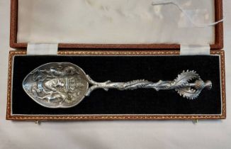 SCOTTISH SILVER COMMEMORATIVE SPOON, THE BOWL DEPICTING THE ROYAL CREST OF SCOTLAND,