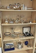 LARGE SELECTION OF SILVER PLATED WARE INCLUDING 4 PIECE TEASET, CASED CRUET SET,