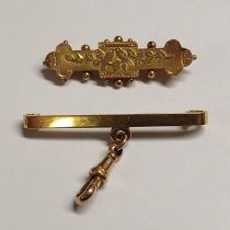 19TH CENTURY 9CT GOLD BROOCH - 2.3 G & 15CT GOLD BAR BROOCH WITH 9CT GOLD HOOK - 4.