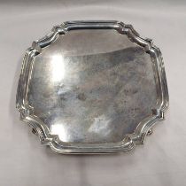 SILVER CARD TRAY ON SCROLL SUPPORTS BY ADIE BROS, BIRMINGHAM 1933 - 22 CM WIDE,