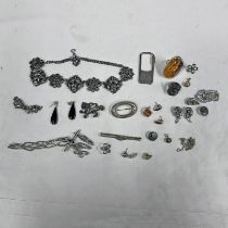 SELECTION OF VARIOUS SILVER & OTHER JEWELLERY INCLUDING WATCH CHAIN, RINGS, EAR CLIPS,