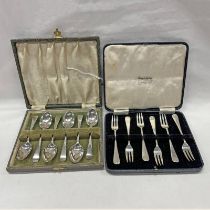 CAST SET OF 6 SILVER COFFEE SPOONS & CASED SET OF 6 SILVER PASTRY FORKS - 135G