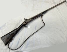 19TH CENTURY PERCUSSION MUSKET WITH 84CM LONG STEEL BARREL,