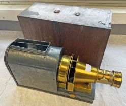 19TH CENTURY BLUED STEEL & BRASS MAGIC LANTERN WITH CASE BEARING LABEL FOR J BLENCOWE COOKSON