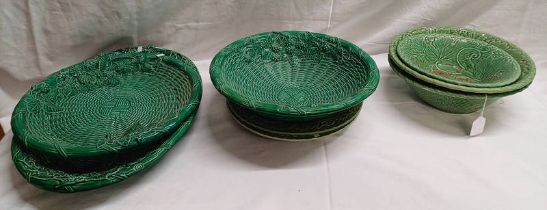 SELECTION OF BORDALLO PINHEIRO IVY LEAF BOWLS AND PLATES ETC