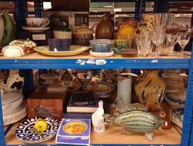 ART GLASS FISH MURANO VASE, VARIOUS POTTERY & PLATES,