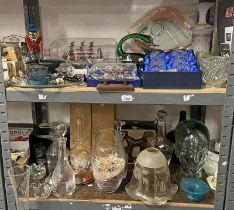 EXCELLENT SELECTION OF ART GLASS, GLASS BOTTLES WITH SHIPS, CASED CRYSTAL GLASSES,