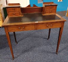 LATE 19TH/EARLY 20TH CENTURY MAHOGANY DESK WITH 2 SMALL DRAWERS TO EITHER SIDE OVER 2 LONG DRAWERS