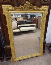 RECTANGULAR GILT FRAMED MIRROR WITH DECORATIVE FRAME,