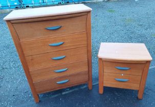 OAK CHEST OF 5 DRAWERS LABELLED BURGESS FURNITURE TO INTERIOR & MATCHING 2 DRAWER BEDSIDE CHEST .