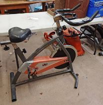 BODY SCULPTURE SPEED BIKE BC4620 EXERCISE BIKE