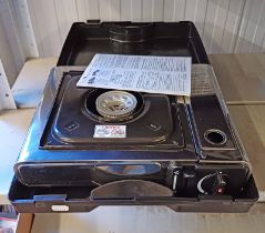 GAS RANGE CAMPING STOVE IN CASE