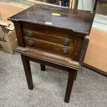 MAHOGANY CANTEEN WITH 2 DRAWERS & LIFT-UP LID ON SQUARE SUPPORTS WITH CONTENTS OF VARIOUS SILVER