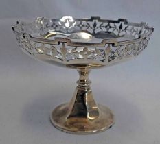 SMALL SILVER PEDESTAL TAZZA WITH PIERCED RIM, BIRMINGHAM 1947 - 8CM TALL,