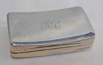 GEORGE III SILVER SNUFF BOX WITH GILT INTERIOR BY THOMAS SHAW, BIRMINGHAM 1805 - 6CM WIDE,