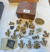SELECTION OF CAP BADGES TO INCLUDE DLI, WALES, THE WELCH,