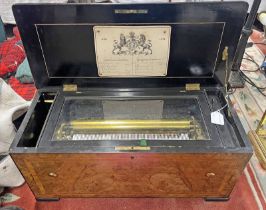 19TH CENTURY INLAID WALNUT CASED MUSICAL BOX, 8 AIRS WITH INTERIOR LABEL,