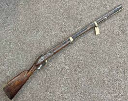 FLINTLOCK TO PERCUSSION CONVERTED RIFLE WITH 81CM LONG RIFLED BARREL (UNMARKED),