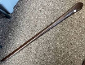 LATE 19TH OR EARLY 20TH CENTURY TONGAN AKALL TAU OR CLUB 117CM LONG WITH RAISED MEDIAL RIDGE AND A