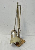 METAL ANGLE POISE LAMP MARKED MADE BY HERBERT TERRY & SONS LTD REDDITCH ENGLAND TO BASE