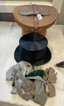 BLACK TOP HAT IN LEATHER CASE Condition Report: Measurements: 16cm side to side, 19.