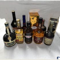 SELECTION OF LIQUEURS, ETC TO INCLUDE HENNESSY VERY SPECIAL COGNAC, DRAMBUIE, JOSE CUERVO,