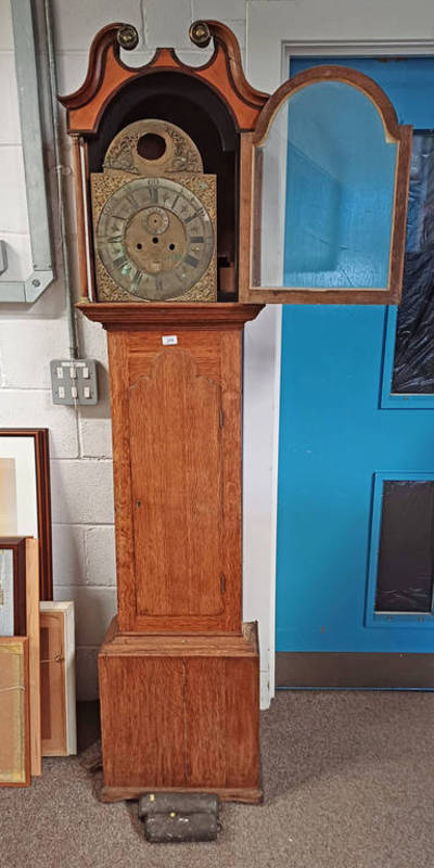 19TH CENTURY OAK LONG CASE CLOCK WITH BRASS DIAL AND 2 WEIGHTS - AF