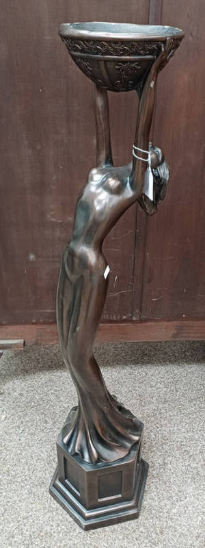 ART DECO FIGURAL STANDARD LAMP OF LADY WITH A BOWL - 94 CM TALL