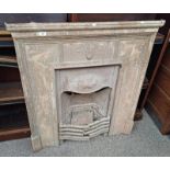 LATE 19TH CENTURY CAST IRON FIRE PLACE - AF.